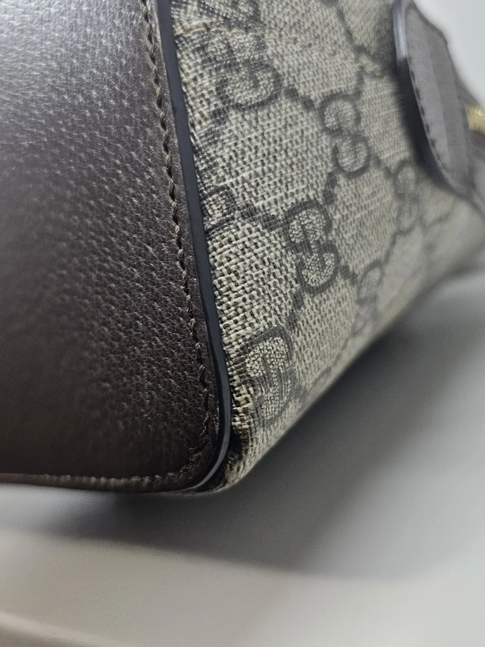 Gucci shoulder bag